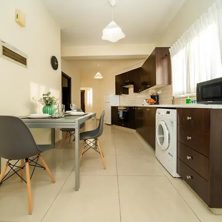 Appartement 2 Bedroom Flat