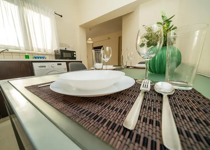 2 Bedroom Flat アパート ニコシア